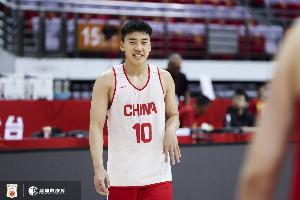 媒体人：王俊杰依然是男篮4号位无代餐 就是今晚手感差点意思 - 24直播网头条
