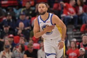 收视保证！除了今年总决G1与西决抢七 过去十年NBA高收视全靠库里